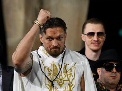 Усик розповів про свій ритуал після церкви – що робить боксер