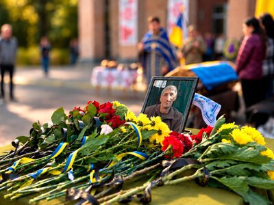 Світловодська громада провела в останню путь захисника України Ігоря Клюєва