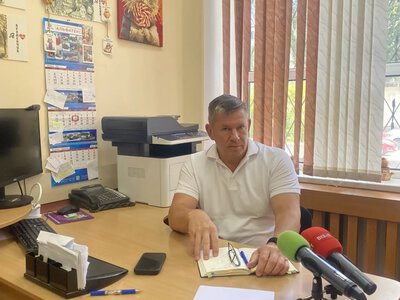 Премія і майже 94 тисячі допомоги: зарплата віцемера Дмитра Кравченка за серпень