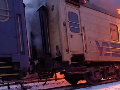 У Запоріжжі росіяни вдарили по підприємству Укрзалізниці, є поранені