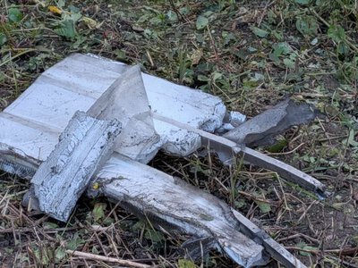 Наслідки удару по місту на Чернігівщині (Фото)