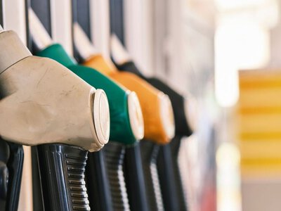Росія атакує українські АЗС: як захистити людей та не залишити країну без пального