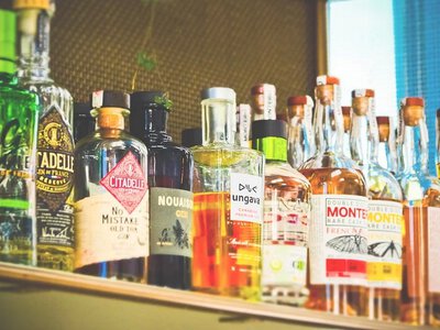 Поліція Житомирщини посилила перевірки магазинів біля шкіл через продаж підакцизних товарів підліткам