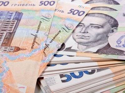 Уряд призупинив фінансування будівництв, ремонтів та благоустрою через брак коштів