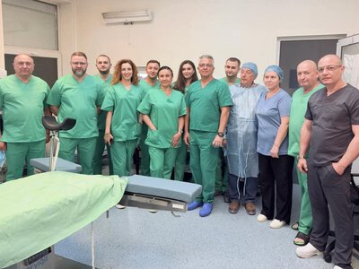 Хірурги Закарпатської обласної лікарні пройшли стажування з лапароскопії в Румунії