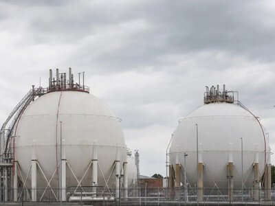 QatarEnergy продовжила форс-мажор щодо постачання ЗПГ до Італії та Азії — Dawn