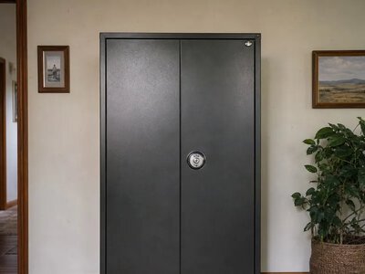 В Австралії власнику зброї вручать повістку після крадіжки шести одиниць — ABC News Australia