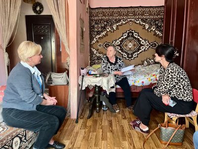 Представники австрійського та українського «Карітасу» перевірили роботу проєкту допомоги літнім людям в Івано-Франківську