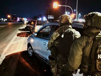 Вінницькі копи п‘ять годин вели перемовини з водієм, який погрожував підірвати гранату