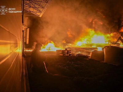 Рятувальники показали наслідки російської атаки на Одеську область: є постраждалі та руйнування