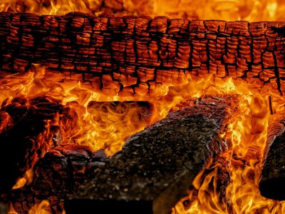 Вогонь спалахнув у котельні: на Чернігівщині мало не зайнявся будинок