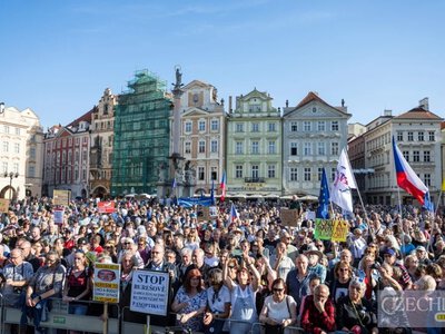 У Празі пройшла велика демонстрація проти уряду Бабіша та SPD у владі