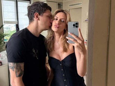 Коханий Лесі Нікітюк вийшов на зв'язок після операції та показав однорічного сина