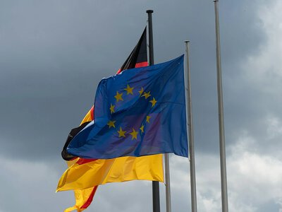 FT: Німеччина та інші країни-донори пригрозили заблокувати бюджет ЄС на 2 трлн євро