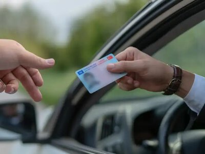 Підробив права через ChatGPT: на Рівненщині оштрафували чоловіка