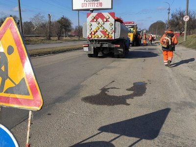 У Вінниці перекрили частину дороги через аварійний ремонт тепломережі: як об’їхати