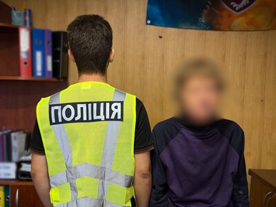 Поліція: одеситку затримано за підпал 2 авто