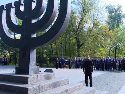  Зеленський вшанував пам’ять жертв масових розстрілів у Бабиному Яру 