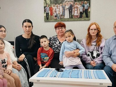 Подружжя Швор з Олешок виховує 18 дітей і волонтерить на Рівненщині