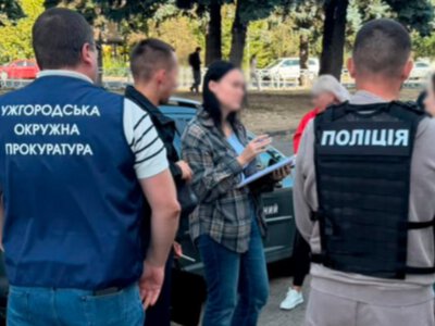 На Закарпатті затримали шахрайку, що продавала водійські посвідчення