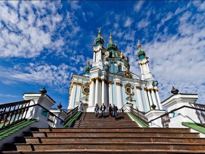Попри війну: туристичний збір у Києві зріс майже на 7% за рік