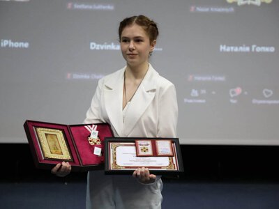 Відома миколаївська волонтерка Лідія «Мишка» Немлій отримала Орден Святого Пантелеймона (ФОТО)