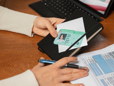 Польща змінює правила видачі документів: що чекає на українців із 1 грудня