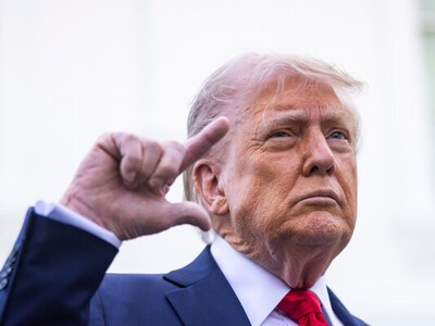 Майже як Конституція: Трамп підписав угоду про безпеку штучного інтелекту