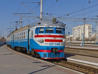 На Дніпропетровщині затримуються поїзди