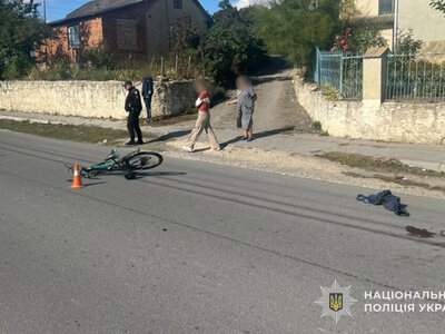 ДТП на Скалатщині: велосипедиста госпіталізували після зіткнення з авто