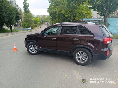 У Сумах електросамокат зіткнувся з Kia Sorento