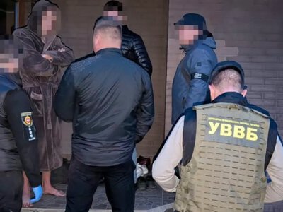 На Сарненщині 27-річний молодик намагався переправити двох чоловіків через кордон за 24 000 доларів