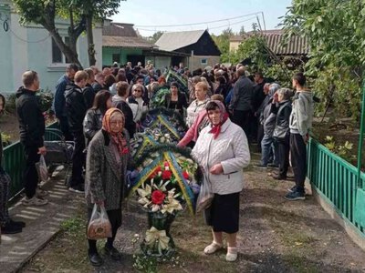 Тульчинська громада провела в останню путь воїна  Романа Федорова