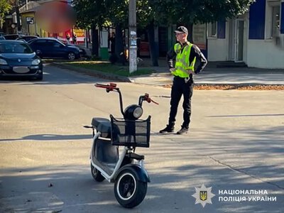 У Гадячі електробайк наїхав на двох шестирічних дітей