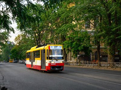 Рух трамваїв № 7 та № 27 відновлено