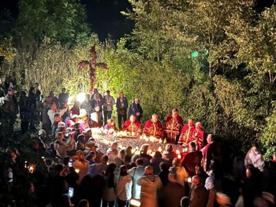 Традиція, яка не має аналогів у світі: чому віряни збираються на пагорбі з 14 дубових хрестів