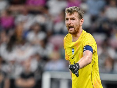 Зірка збірної Фінляндії подякував фанатам, які принизили Лукашенка і співали хіт Путін – х**ло