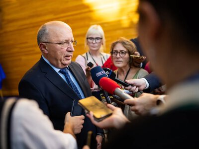 Відповідь Європи на гібридні атаки рф має бути такою ж болючою для москви - комісар ЄС