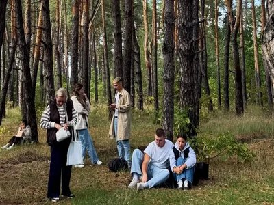 Під час евакуації пасажири поїзда «Харків — Київ» влаштували грибний квест