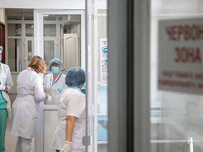 КСУ визнав неконституційною норму щодо обмеження прав громадян під час пандемії COVID-19