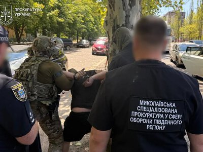 У Миколаєві військовослужбовця засудили за продаж гуманітарних авто