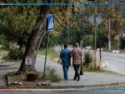 Житло і робота: що зупиняє 75 тисяч херсонців від евакуації
