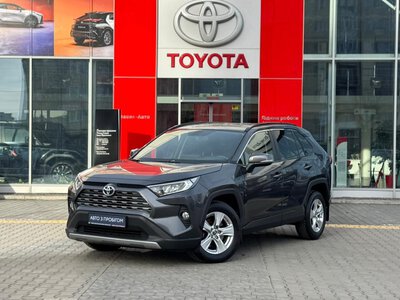 За оголошенням стоїть історія: що необхідно знати про Toyota з пробігом