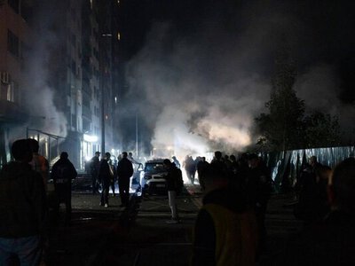 Нічна атака на Київ: постраждав чоловік, сталися пожежі