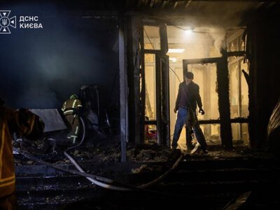 Атака РФ на Київ 1 жовтня: горів будинок, є поранений