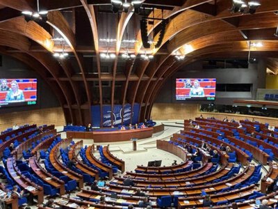 ПАРЄ не визнала результати «виборів» до Держдуми рф та закликала обмежити візи росіянам