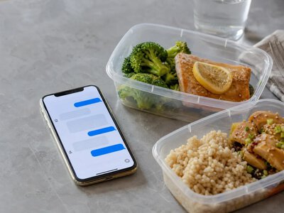 DoorDash тестує замовлення їжі через Messages із ШІ
