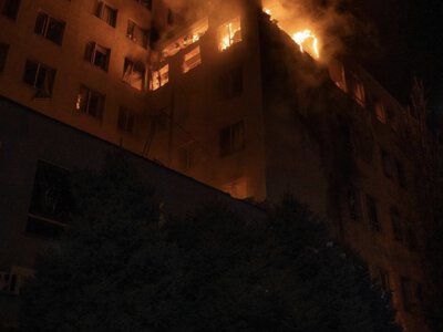 росія завдала удару по бізнес-центру в Одесі, є постраждалий