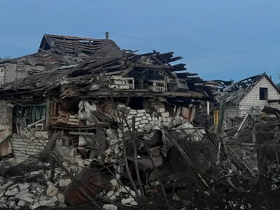 Через російські обстріли у низці областей України виникли руйнування та пожежі