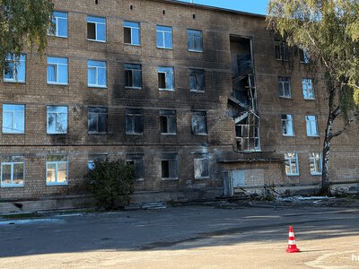 Школа, яку атакували в Соломʼянському районі, потрапляє під удар не вперше — на місці працюють вибухотехніки